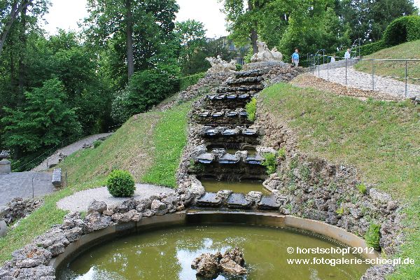 Bayreuth Donndorf - Schloss Fantasie Kaskade (2)